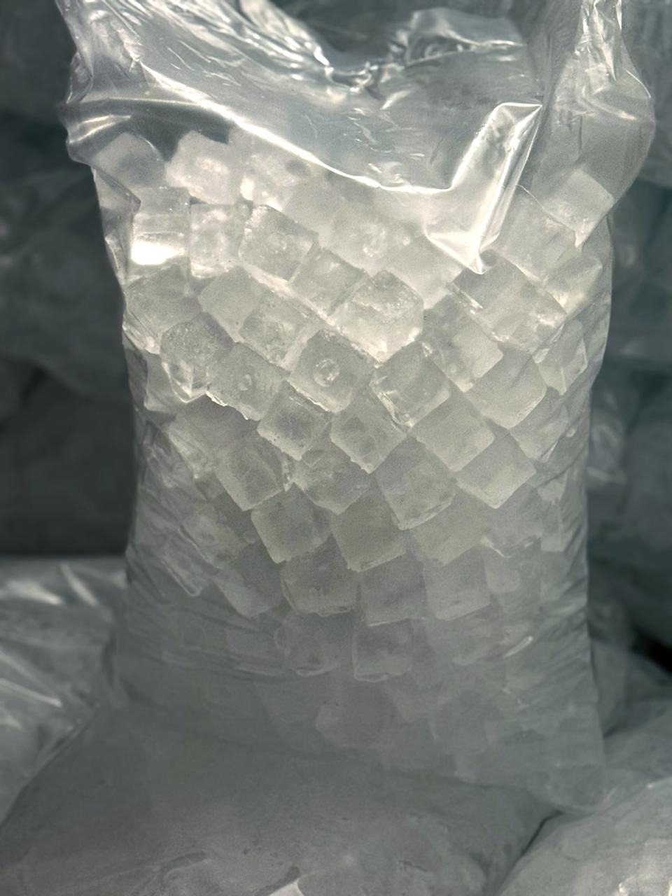 Пищевой лед в Казани: доставка премиального качества за 60 минут