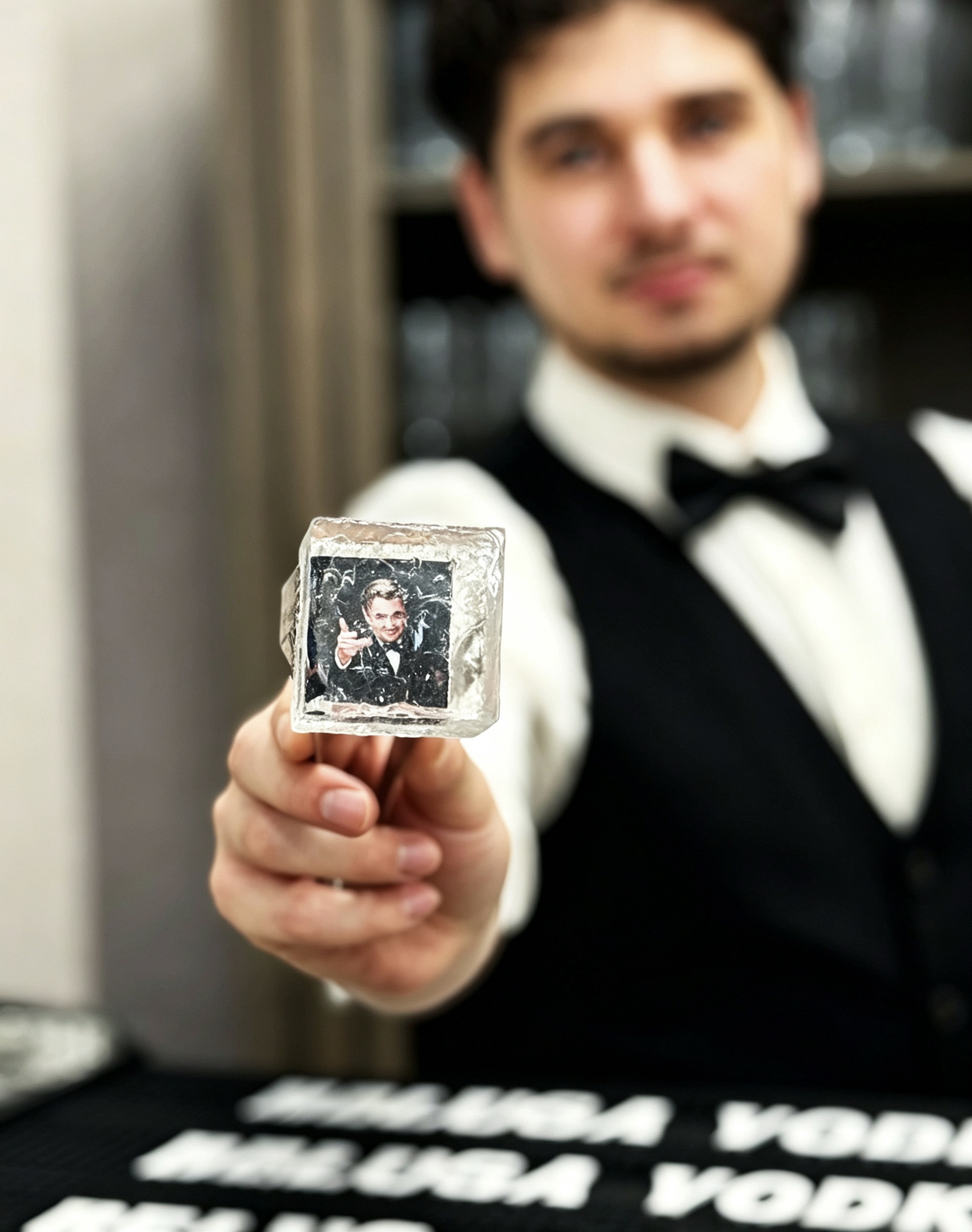 Производство льда в Казани: качество, которое определяет вкус вашего коктейля